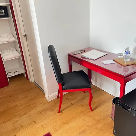 Victor Hugo Hotel 3*