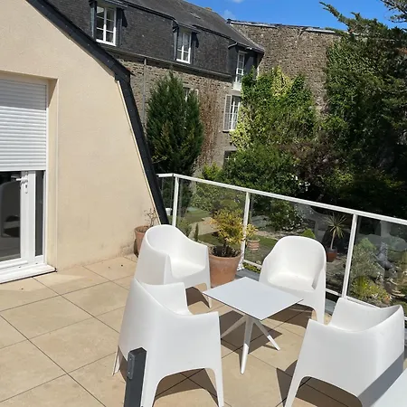 Victor Hugo Hotel Pontorson