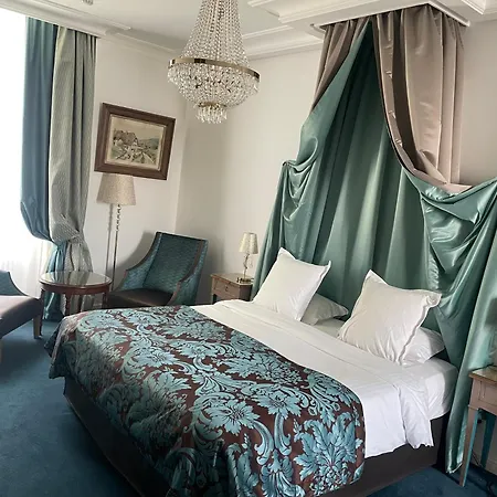 Victor Hugo Hotel 3*