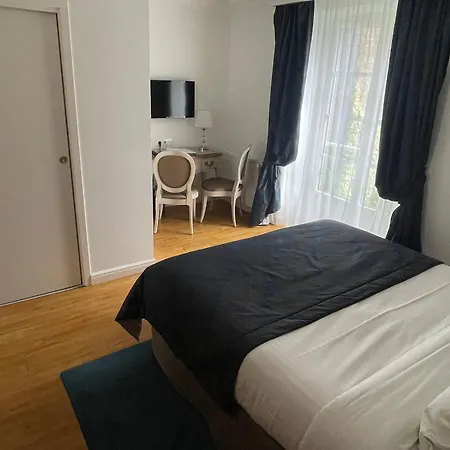 Victor Hugo Hotel Pontorson