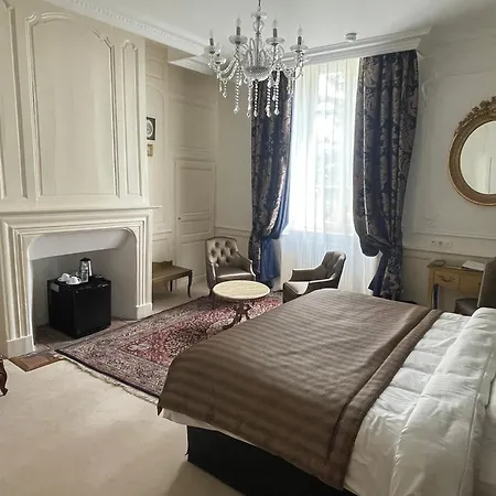 Hotel Victor Hugo Pontorson