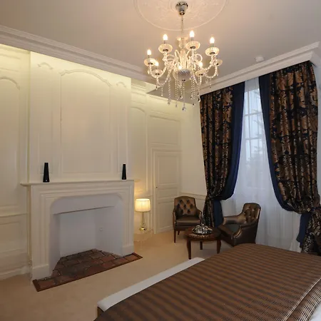 Hotel Victor Hugo