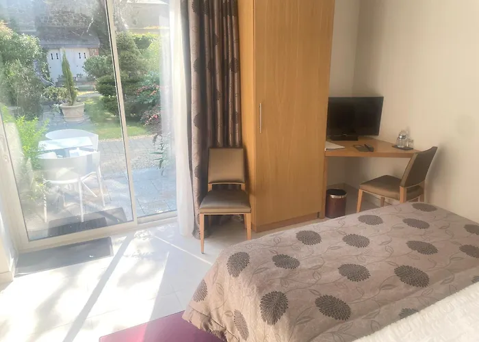 オテル ヴィクトル ユーゴ ホテル 3*