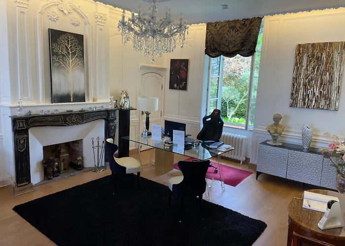 ホテル オテル ヴィクトル ユーゴ